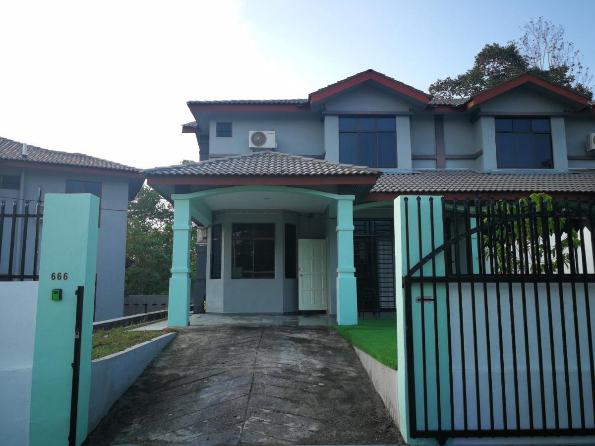 Fuxi Fruit Garden Villa Langkawi 富囍休闲度假水果园别墅兰卡威 Kuah Exterior foto